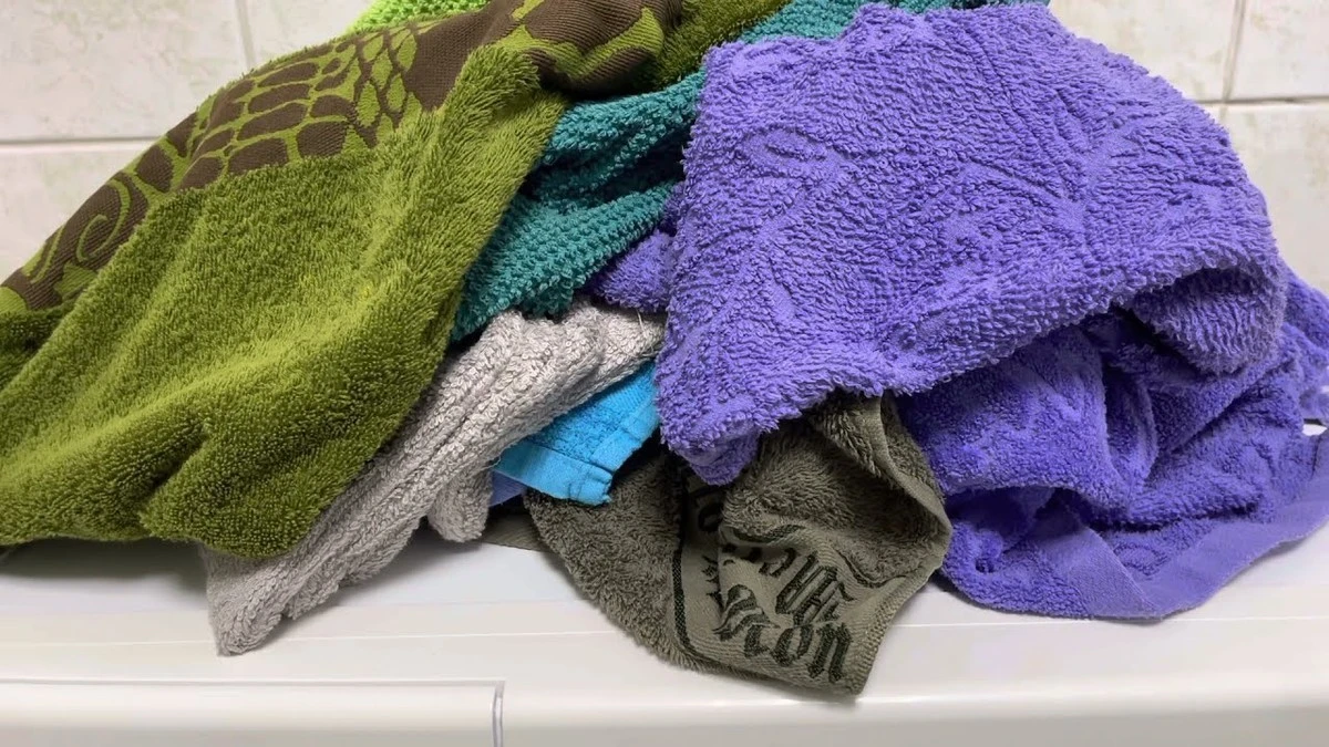 Waarom slimme huishoudens nu massaal azijn in de wasmachine gieten