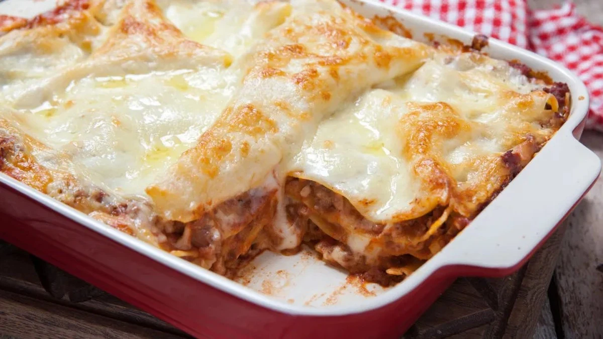 Waarom slimme koks een hele bol knoflook in de oven leggen