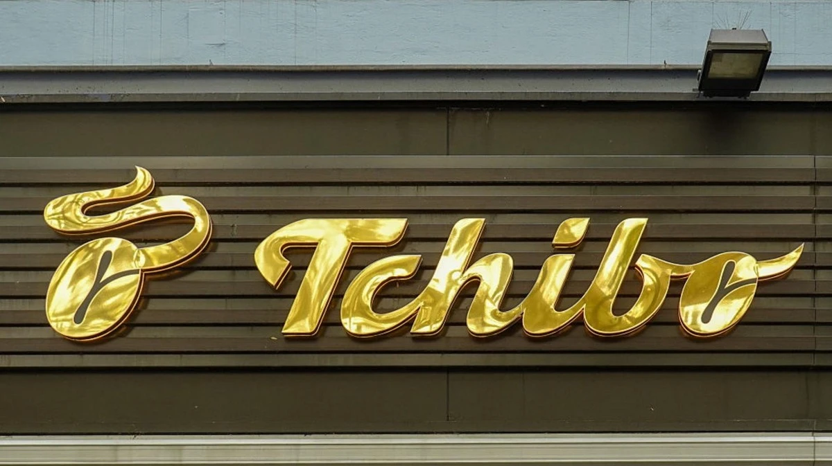 De reden waarom slimme tuiniers deze handige mat van Tchibo gebruiken