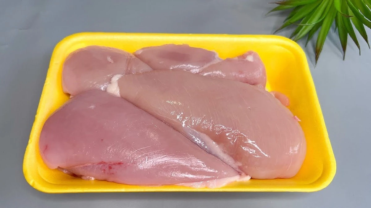 Waarom ervaren keurmeesters altijd met een vinger op het kippenborststuk drukken