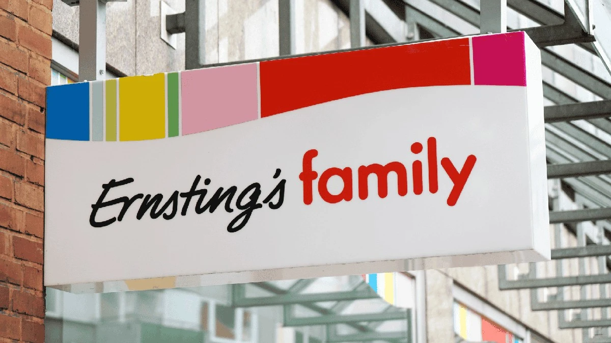 Waarom interieurliefhebbers deze bloemvormige borden massaal inslaan voor Pasen