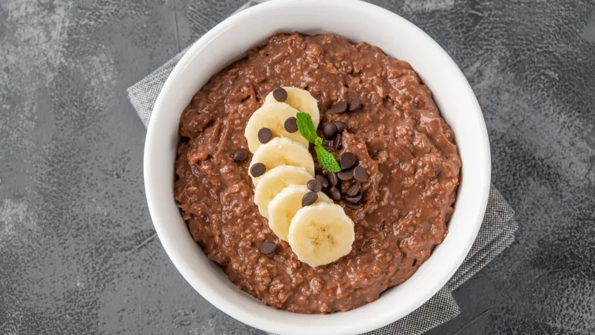 Waarom fijnproevers altijd een blokje pure chocolade door hun havermout mengen