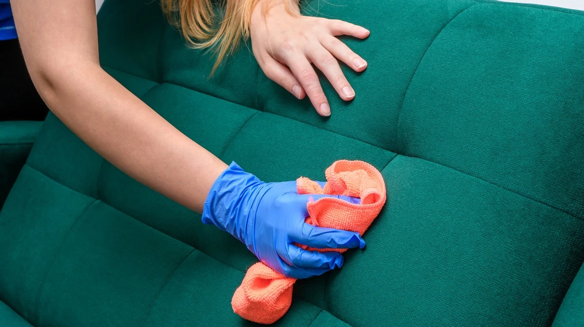 Waarom slimme huishoudens tegenwoordig een vaatwastablet op de bank gebruiken